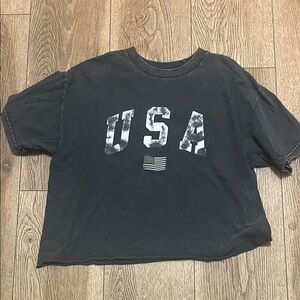 Vintage-Style USA Graphic Short Sleeve Tee - Black
